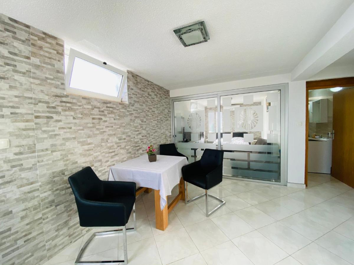 Apartmani-Joe Podglavica Εξωτερικό φωτογραφία
